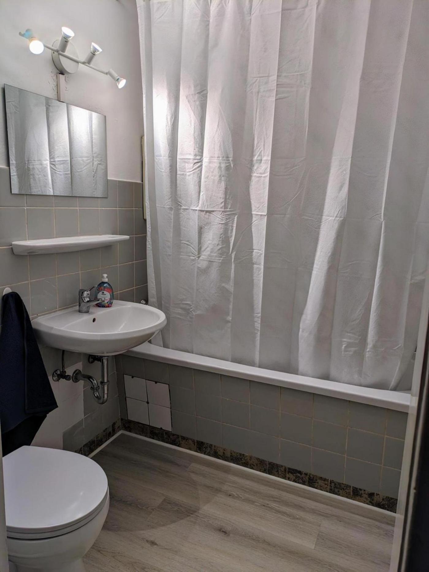 Interaktiv Appartements In Ratingen - Duesseldorferstrasse Exteriér fotografie